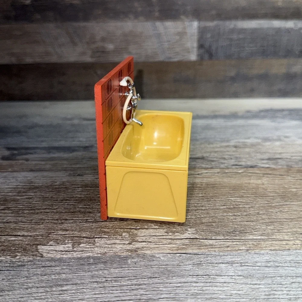 Vintage Lundby Doll House Yellow Bathtub Bathroom 1970s